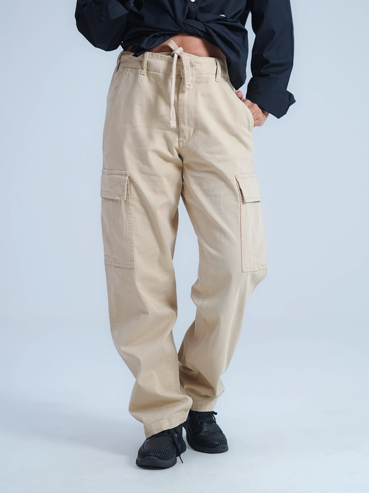 Woman Comfort Cargo Pants Beige