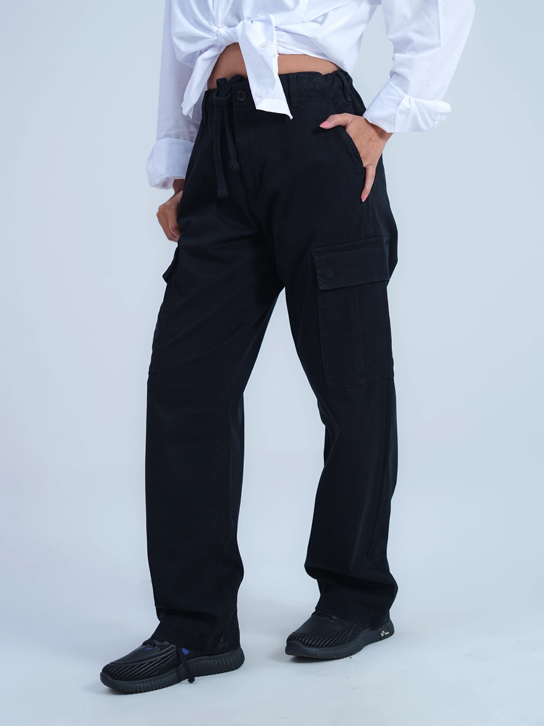 Woman Comfort Cargo Pants Black
