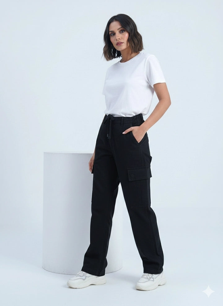 Woman Comfort Cargo Pants Black
