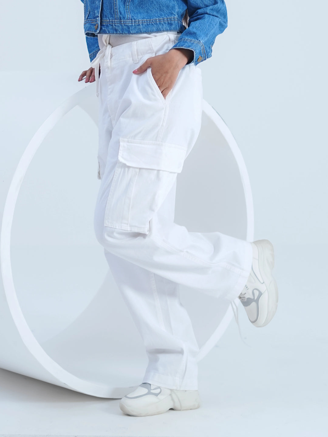 Woman Comfort Cargo Pants White