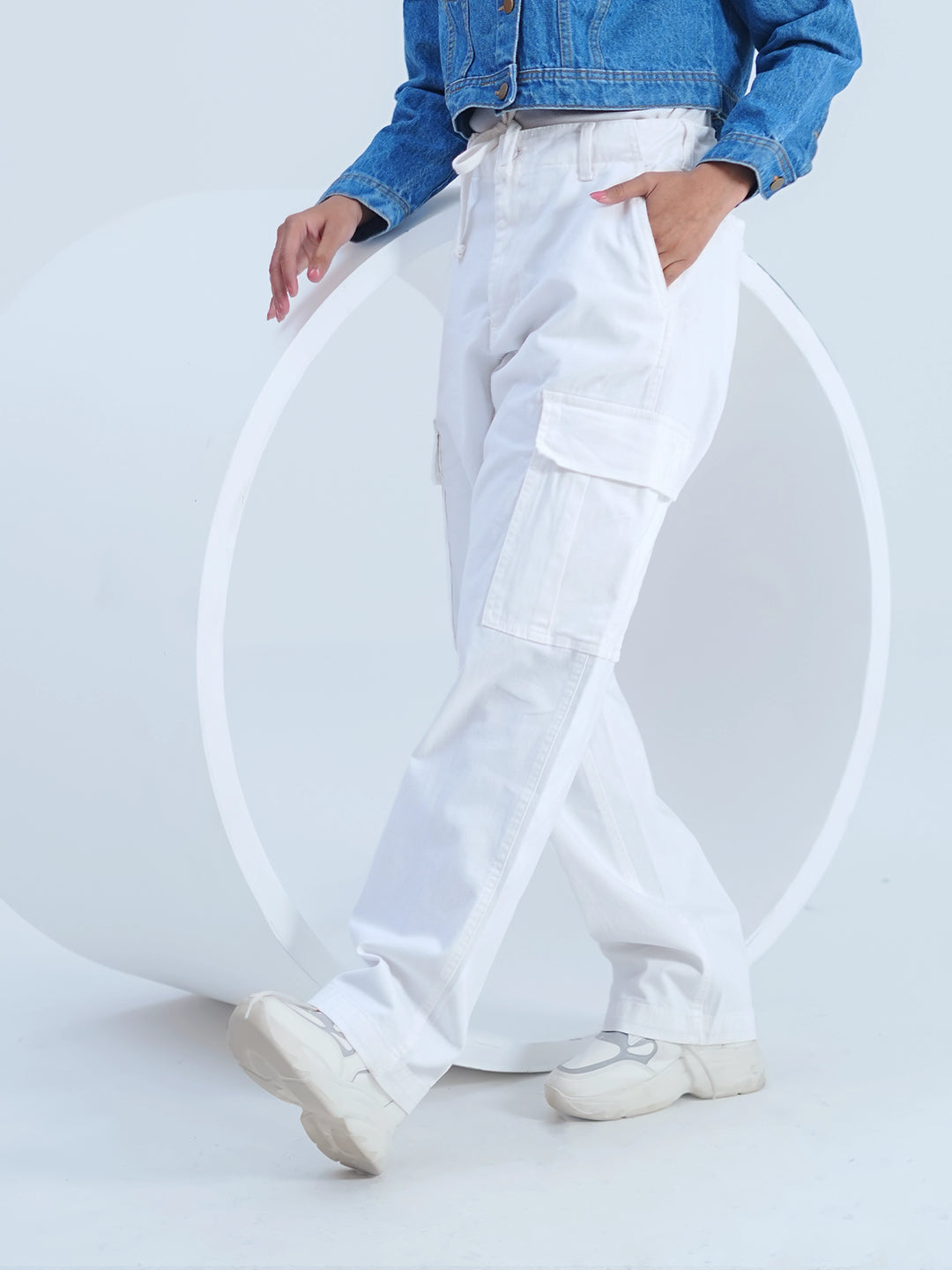 Woman Comfort Cargo Pants White